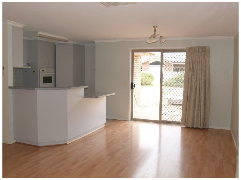 24 Madeline Street, Numurkah VIC 3636
