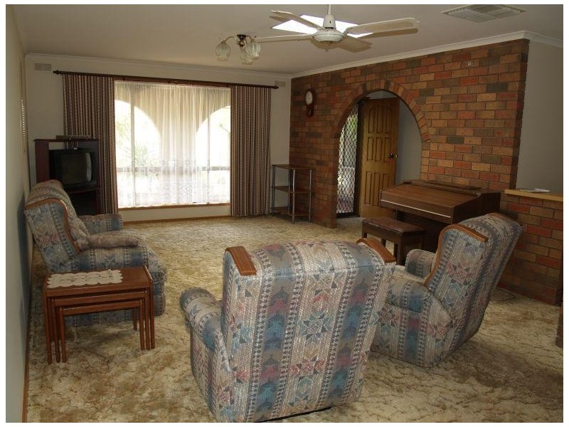 24 Thornton Street, Numurkah VIC 3636