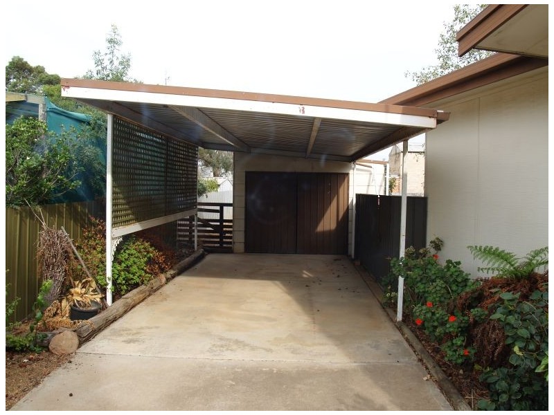 28 Robertson Street, Nathalia VIC 3638