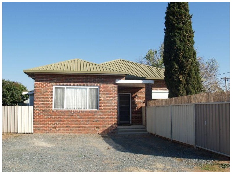 8A Madeline Street, Numurkah VIC 3636