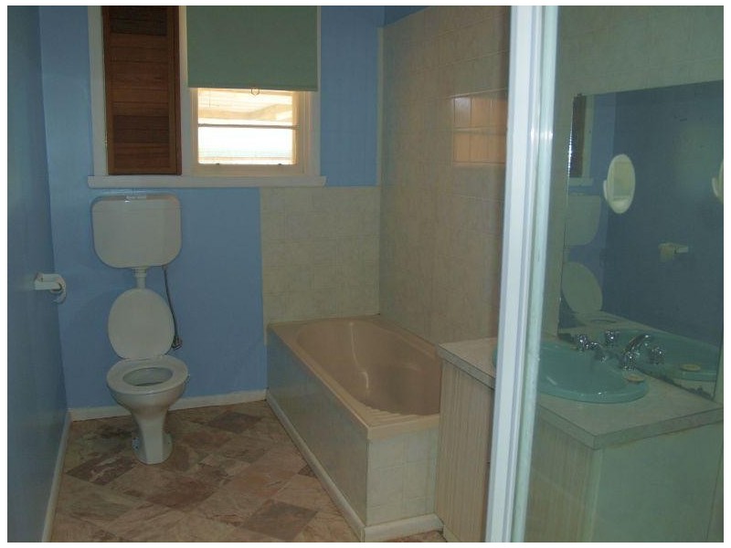 8A Madeline Street, Numurkah VIC 3636