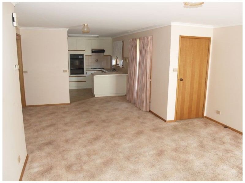 3/32 Saxton Street, Numurkah VIC 3636