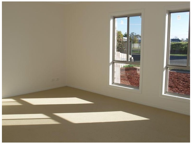 1 81 Saxton Street, Numurkah VIC 3636