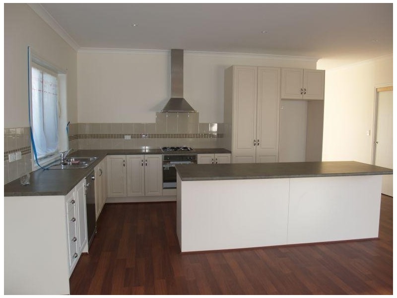 1 81 Saxton Street, Numurkah VIC 3636