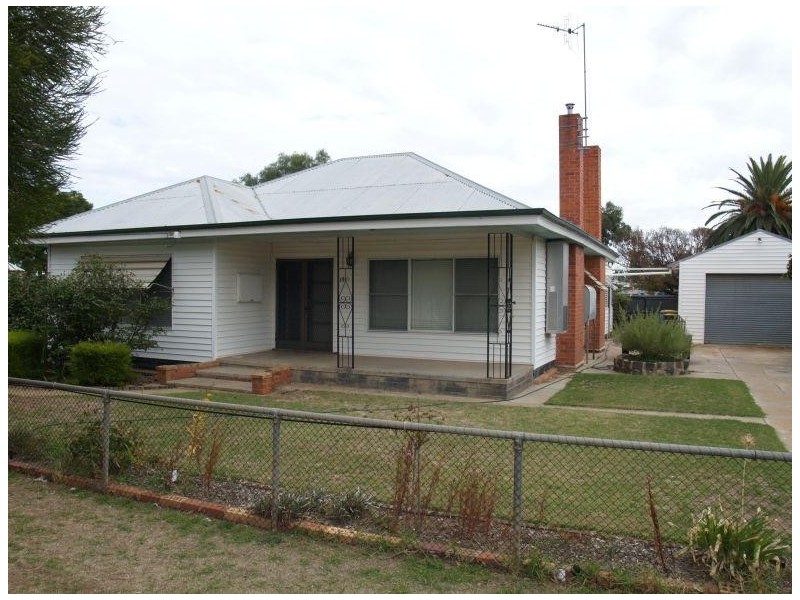 13 Queen Street, Numurkah VIC 3636