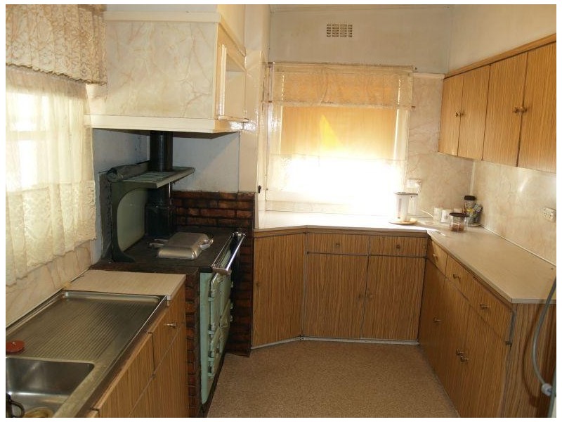 13 Queen Street, Numurkah VIC 3636