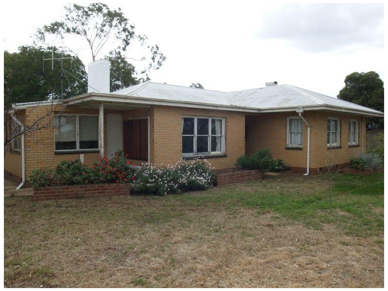 803 Centre Road, Waaia VIC 3637