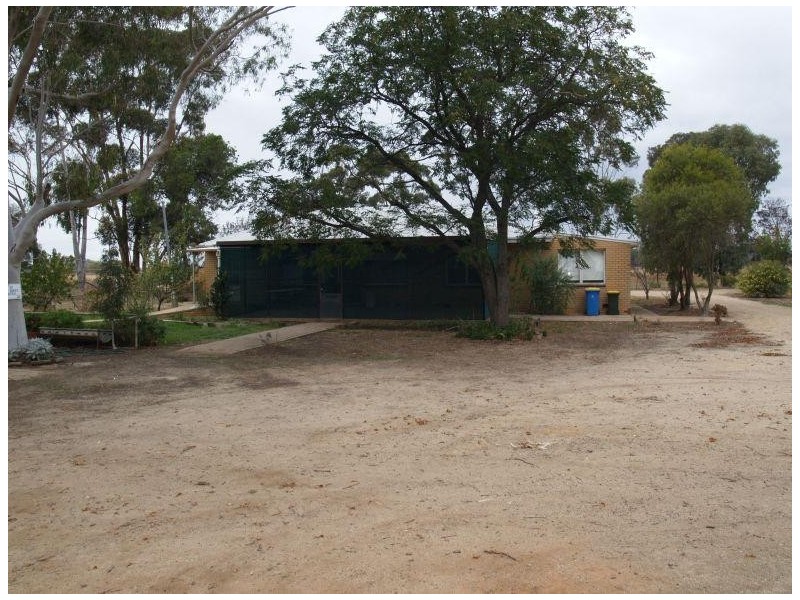 803 Centre Road, Waaia VIC 3637