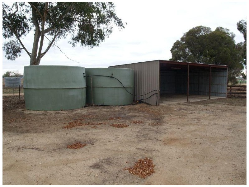 803 Centre Road, Waaia VIC 3637