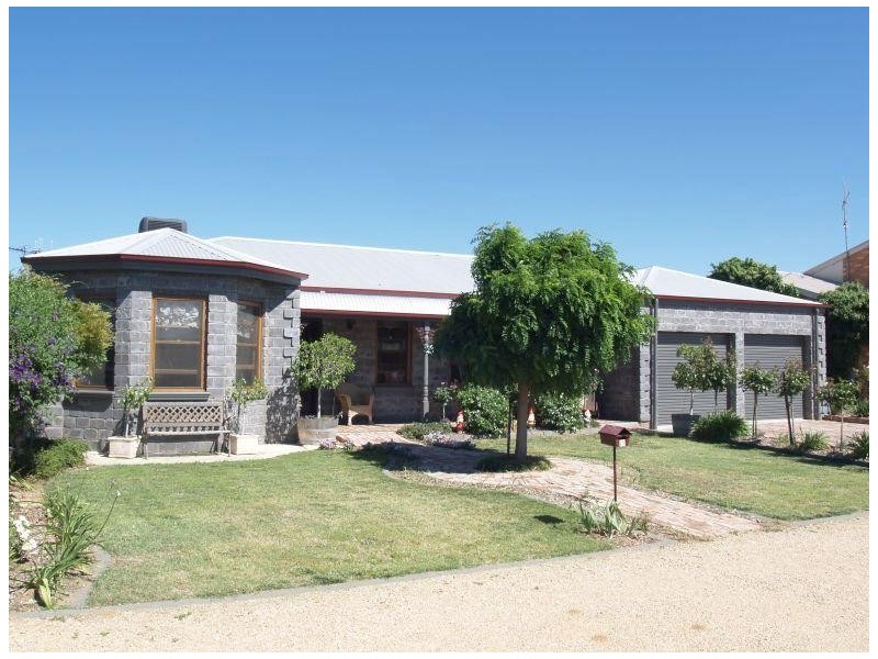 21 Russell Street, Numurkah VIC 3636