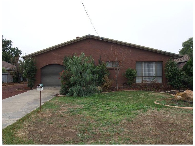 10 Swallow Street, Numurkah VIC 3636