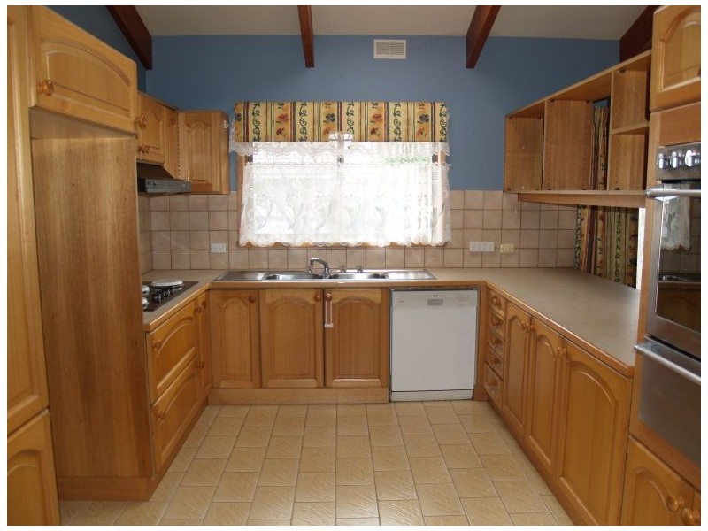 10 Swallow Street, Numurkah VIC 3636