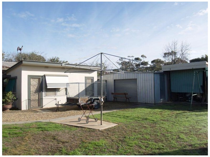 9 Rowe Street, Numurkah VIC 3636