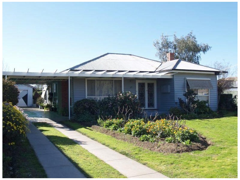 33 Mccarthy Avenue, Numurkah VIC 3636