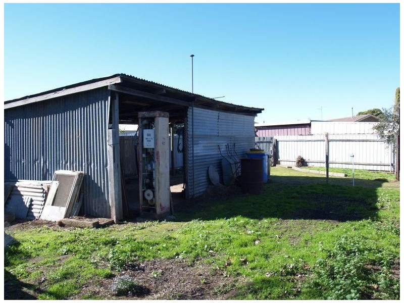 33 Mccarthy Avenue, Numurkah VIC 3636