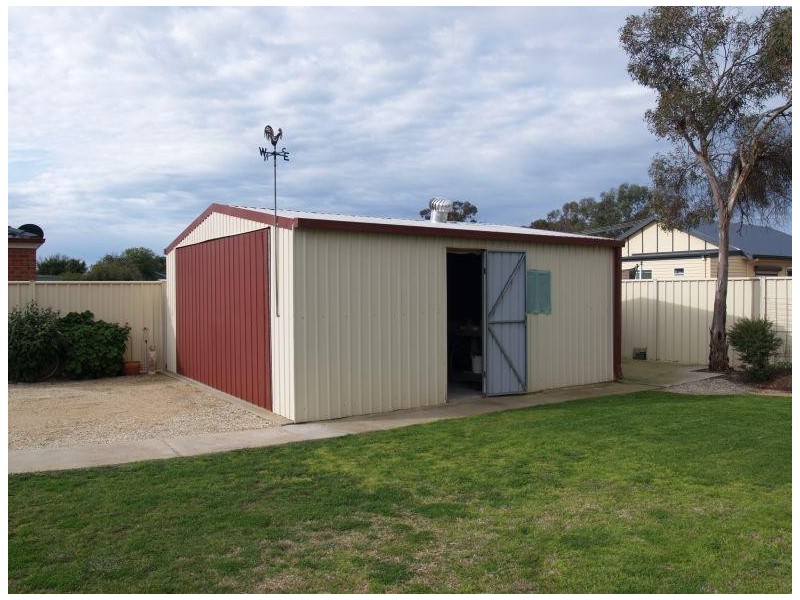 6 Toorak Street, Numurkah VIC 3636