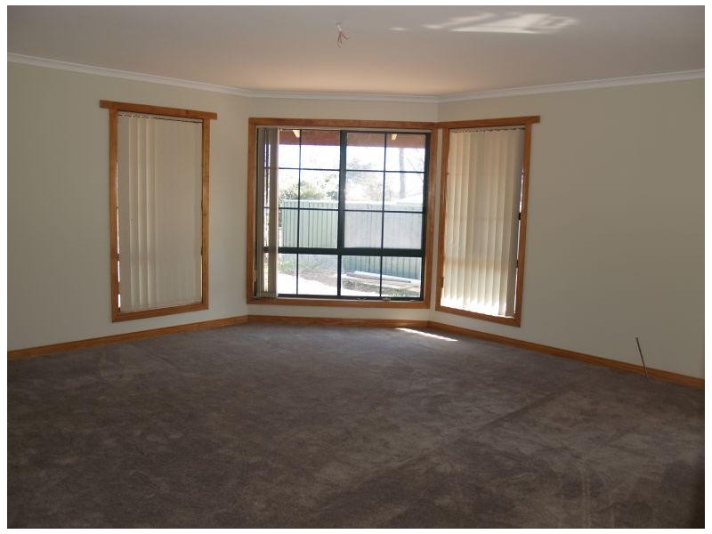 8 Dockery Street, Katunga VIC 3640