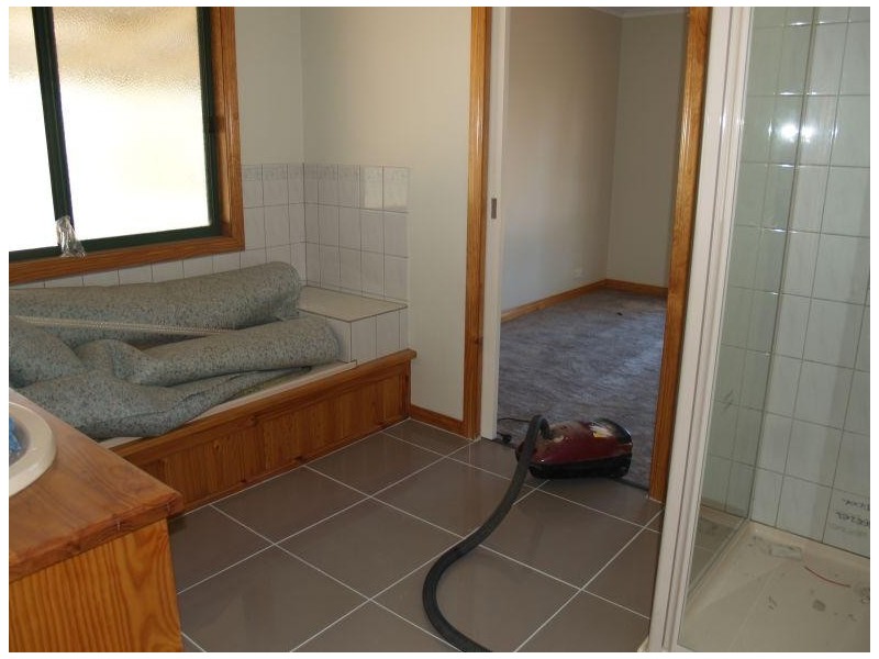 8 Dockery Street, Katunga VIC 3640