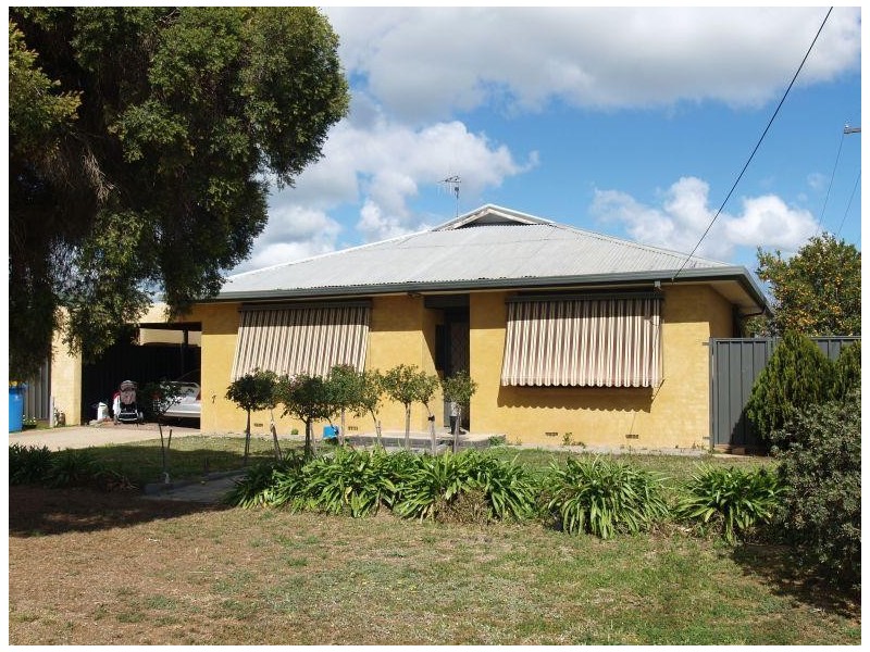 17 Campbell Street, Numurkah VIC 3636
