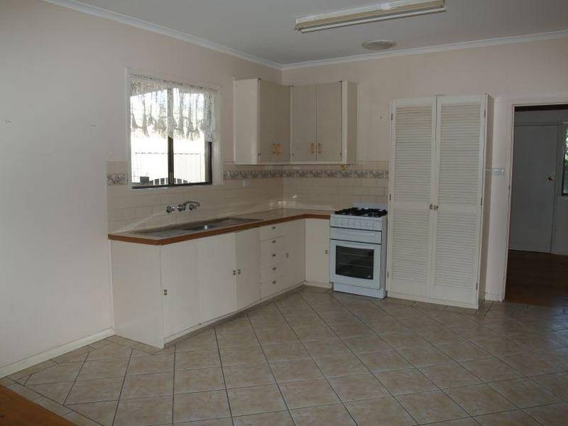 17 Campbell Street, Numurkah VIC 3636