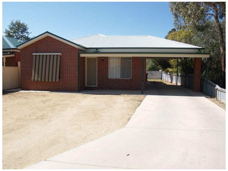 1B Holmes Court, Numurkah VIC 3636