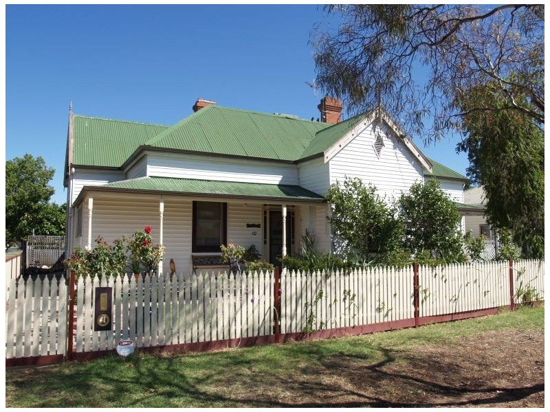 10 McDonald Street, Numurkah VIC 3636