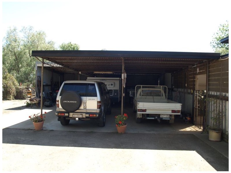 1711 Goulburn Valley Highway, Tallygaroopna VIC 3634