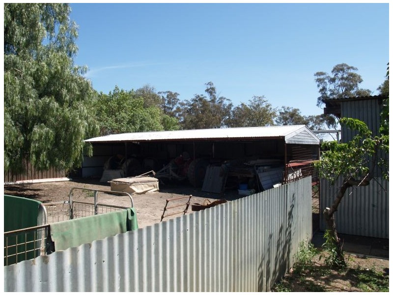 1711 Goulburn Valley Highway, Tallygaroopna VIC 3634