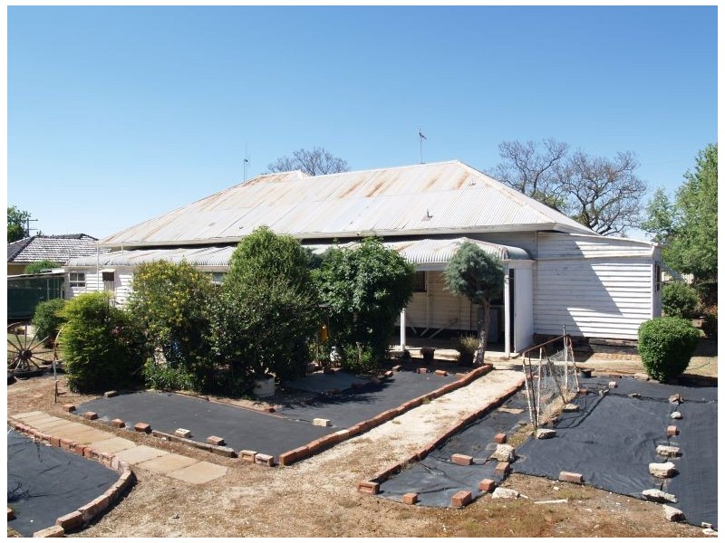 30 Saxton Street, Numurkah VIC 3636