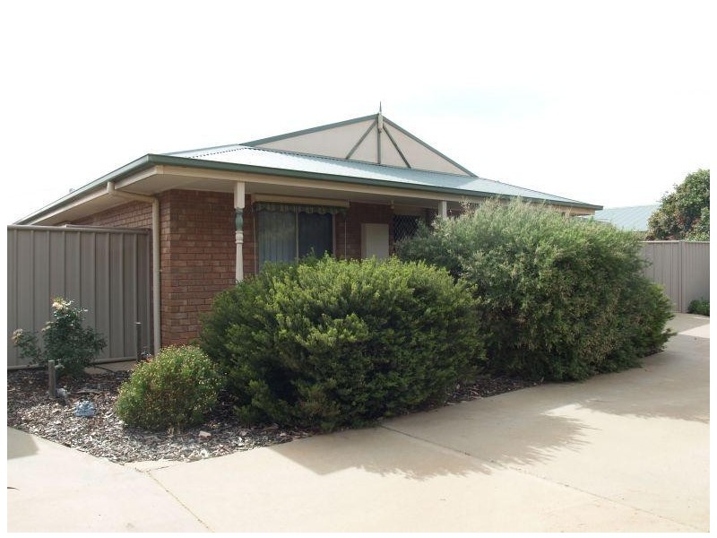 4/15 Madeline Street, Numurkah VIC 3636