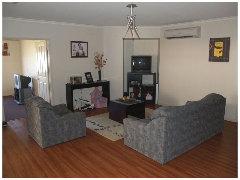 38-40 Pine Street, Numurkah VIC 3636