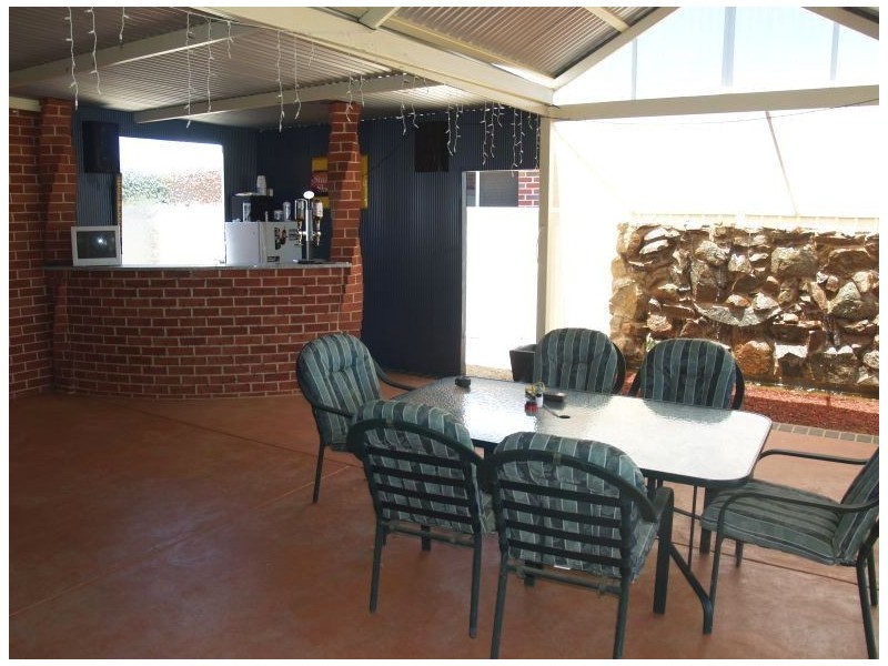 38-40 Pine Street, Numurkah VIC 3636