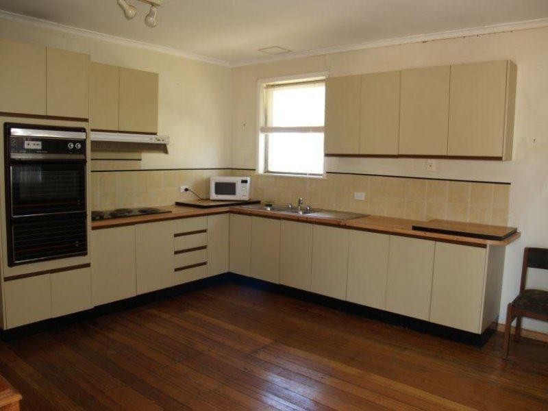 30 Mackenzie Street, Numurkah VIC 3636