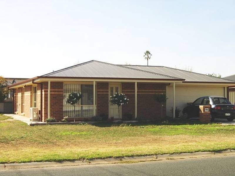 15 Dolphin Street, Numurkah VIC 3636