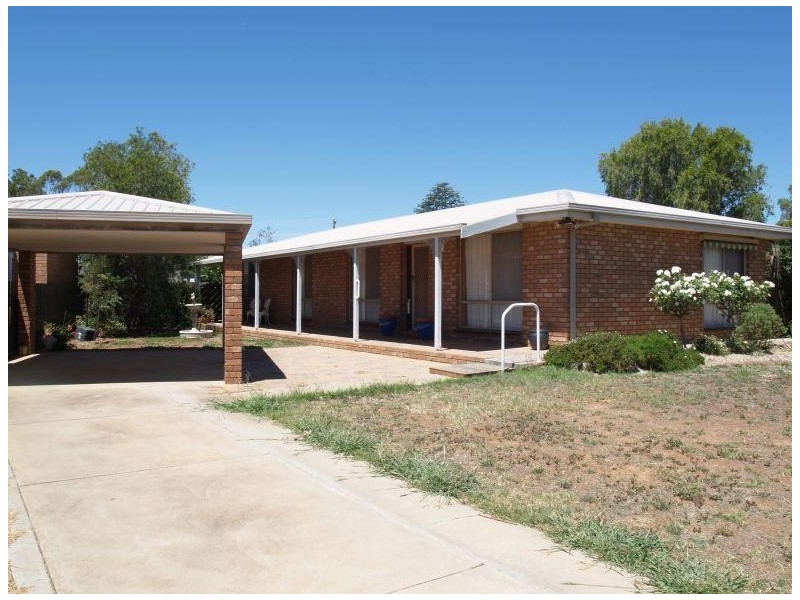 3 Shaw Court, Numurkah VIC 3636
