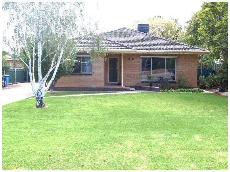 18 Muntz Avenue, Nathalia VIC 3638