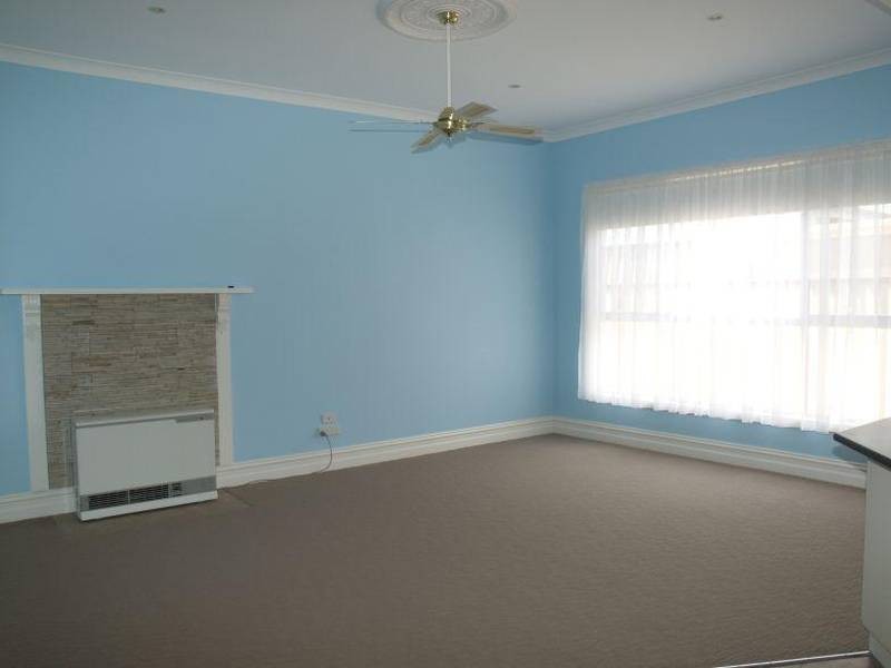 18 Meiklejohn Street, Numurkah VIC 3636