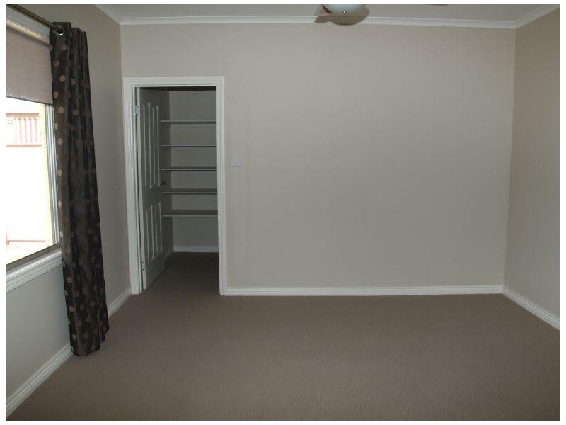 18 Meiklejohn Street, Numurkah VIC 3636