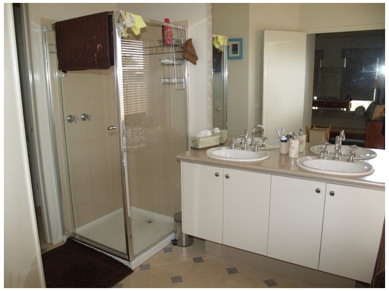 26 Russell Street, Numurkah VIC 3636