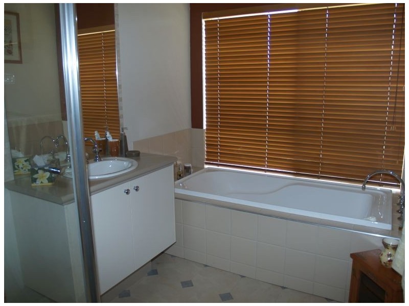 26 Russell Street, Numurkah VIC 3636