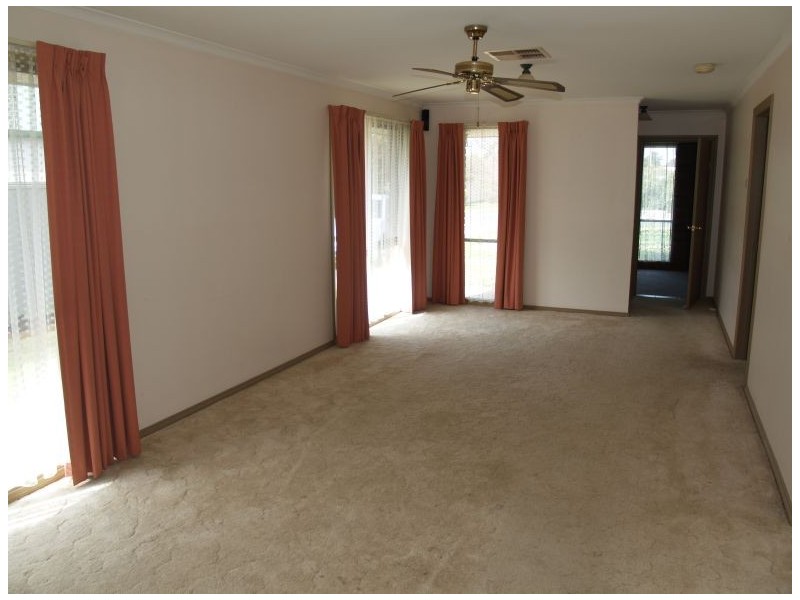 13 Collis Street, Numurkah VIC 3636