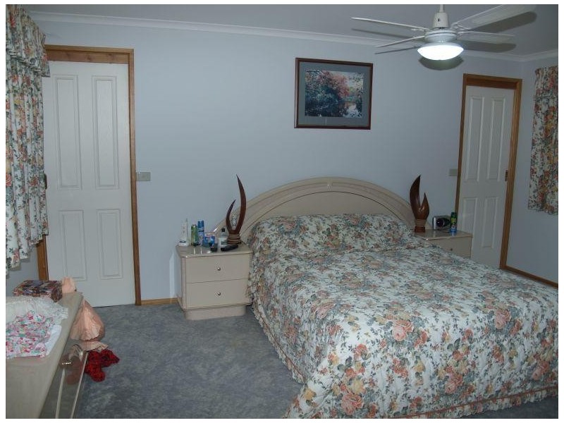 34 Katamatite Road, Numurkah VIC 3636