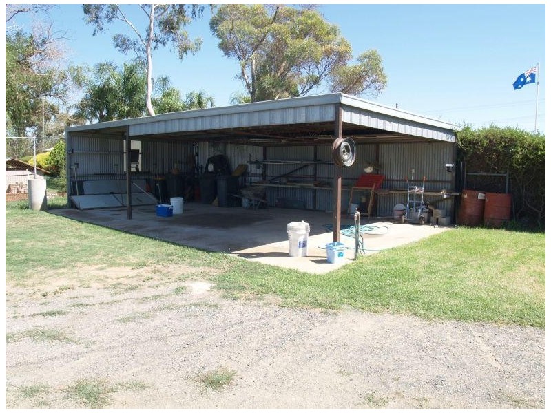34 Katamatite Road, Numurkah VIC 3636