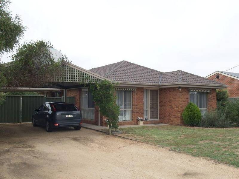 16 Avonlea Street, Numurkah VIC 3636
