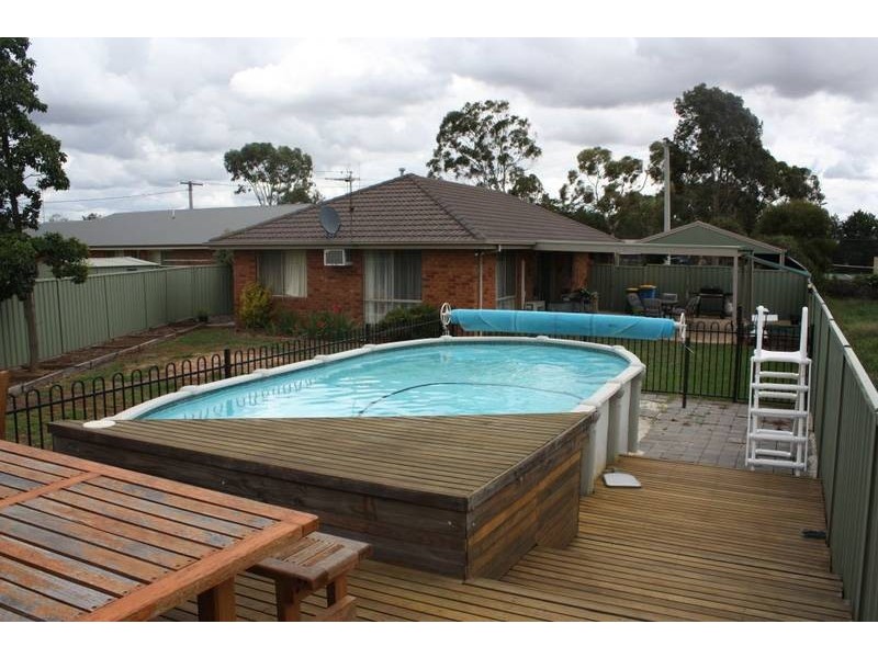 16 Avonlea Street, Numurkah VIC 3636