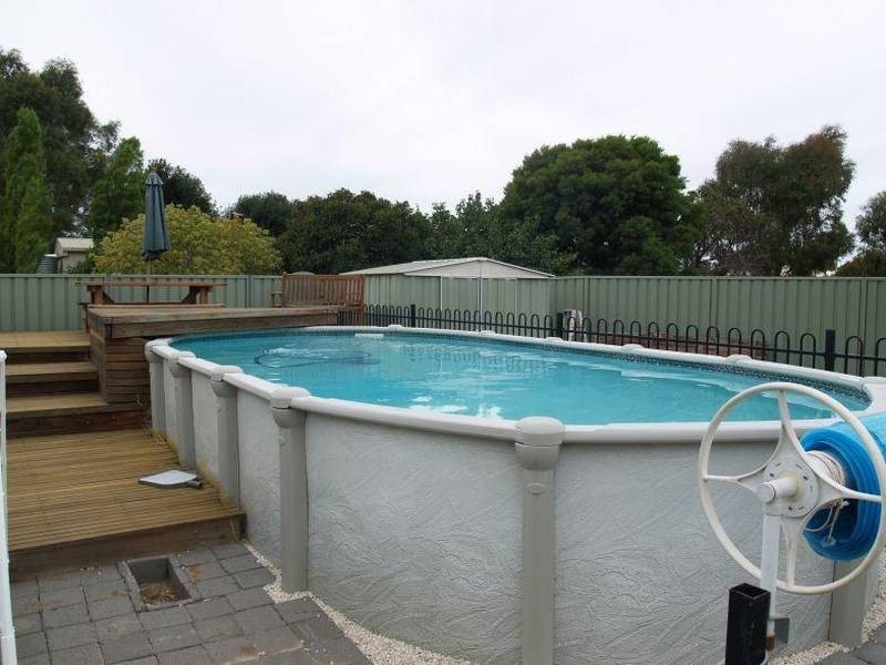 16 Avonlea Street, Numurkah VIC 3636