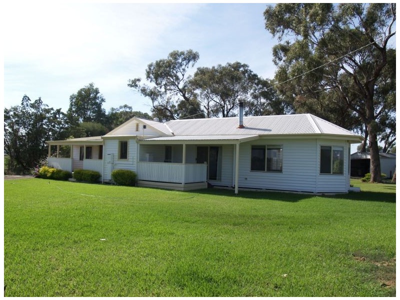 85 Lorenz Road, Strathmerton VIC 3641