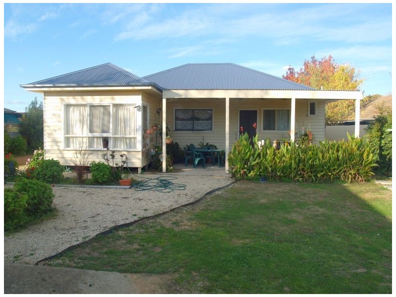 4 Nelson Street, Numurkah VIC 3636