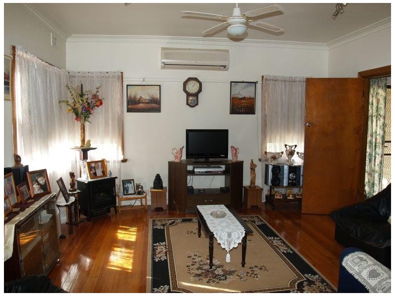 4 Nelson Street, Numurkah VIC 3636