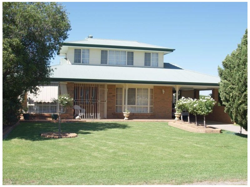 34 Katamatite Road, Numurkah VIC 3636